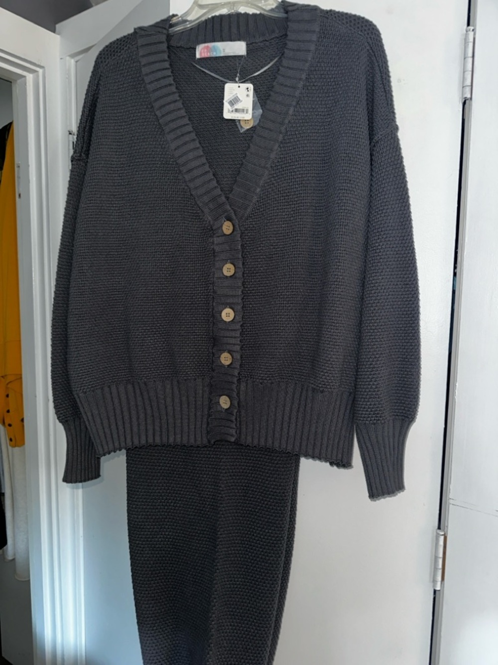 *NWT* 
Free People Charcoal Knit Cardigan & Pants Set - Picture 9 of 16